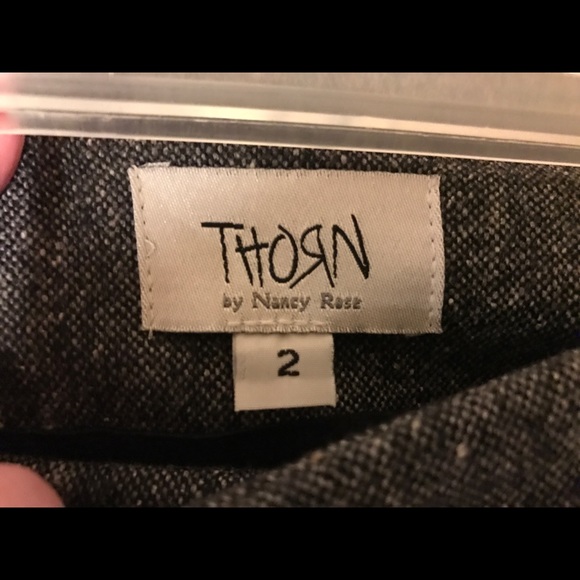 Thorn grey tweed suit. - Picture 4 of 4