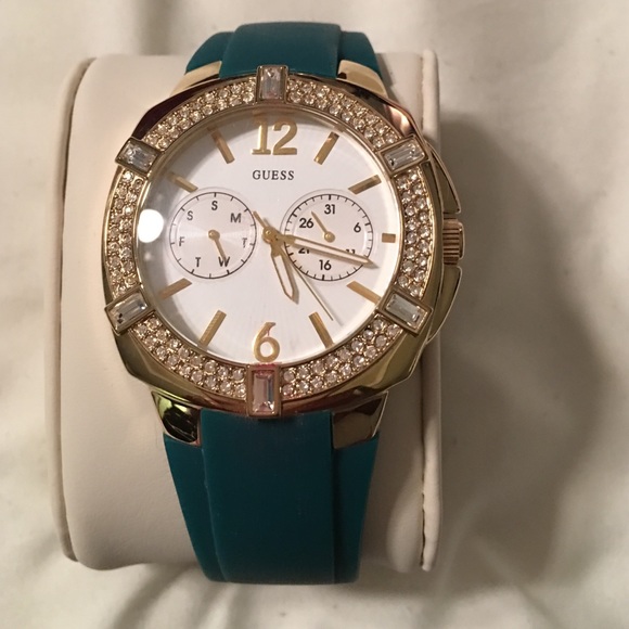 Guess Watch