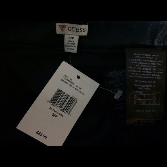 Guess Sequence Mini Skirt - Picture 4 of 4