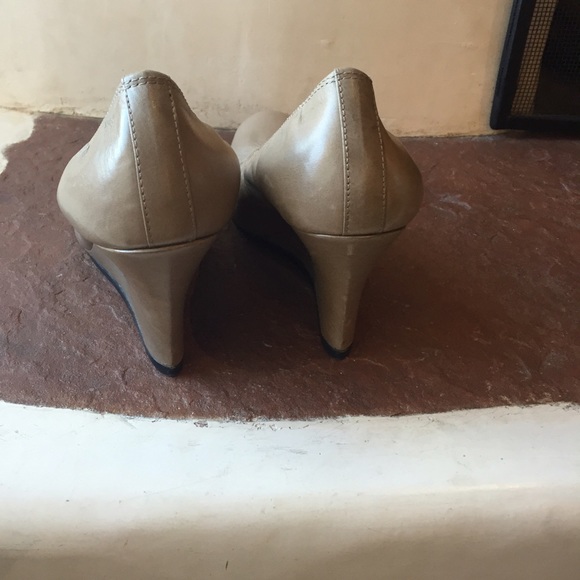 Lanvin grey wedge heels - Picture 3 of 4