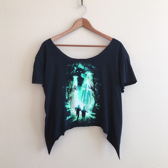 Vintage Tops - 90s / X-Files Crop Tee