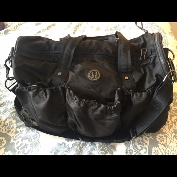 Lululemon duffle bag