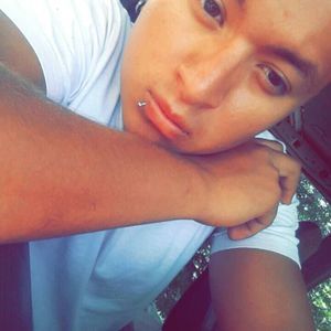 Meet your Posher, Dennis