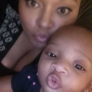 Meet your Posher, Camille