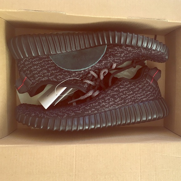 Brand new Adidas Yeezy 350 women 6.5US