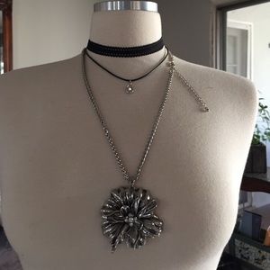 Black chocker, four for ten dollars