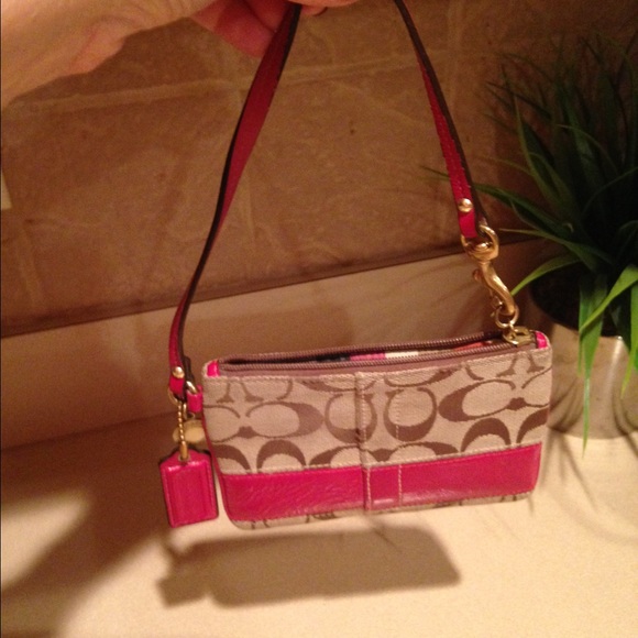 Authentic Coach Wristlet Brown/Pink