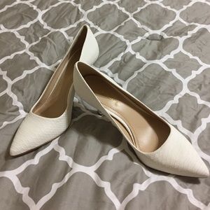 BCBG heels