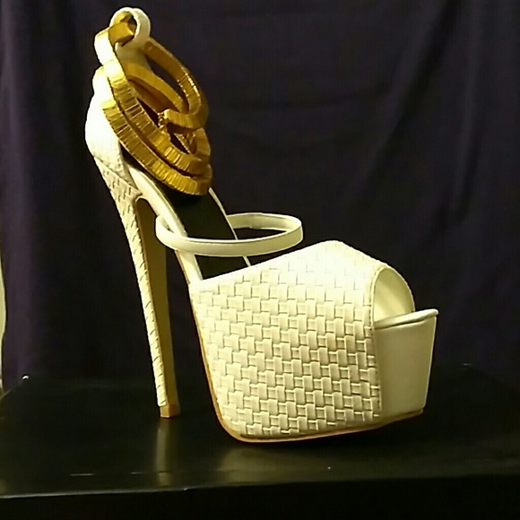 High heels - Picture 1 of 2