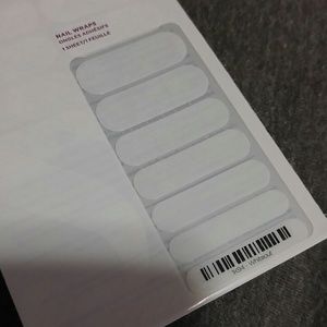 Partial Whiteout Jamberry Wraps