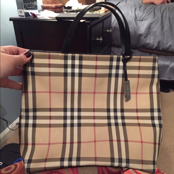 Burberry tote