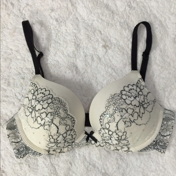 Victoria Secret lace bra