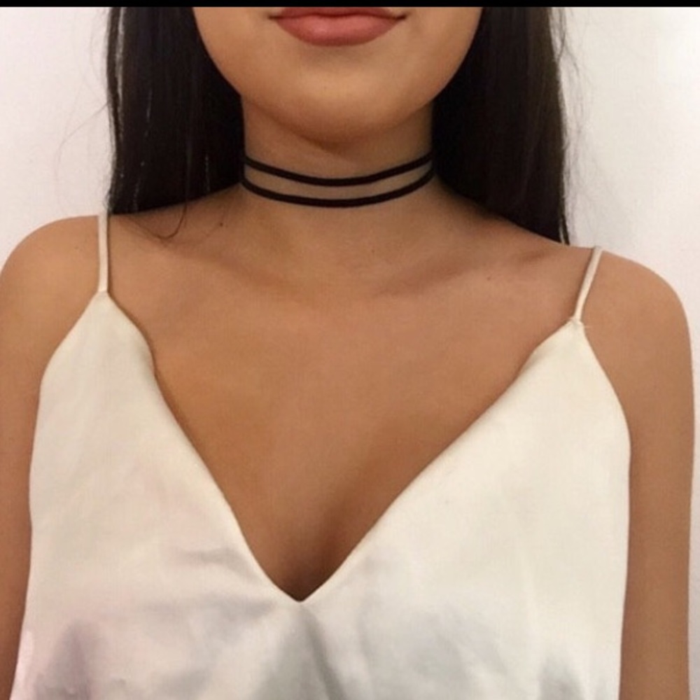 Layla Choker - Picture 1 of 6