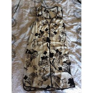 Daniel Rainn Dresses - Daniel Rainn black and white floral dress Daniel Rainn Dresses - Daniel Rainn black and white floral dress