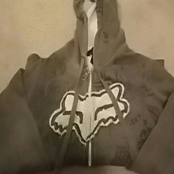 Fox hoodie from the buckle - Picture 1 of 4