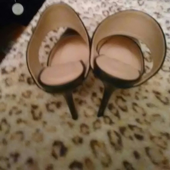 Shoes - Picture 2 of 2