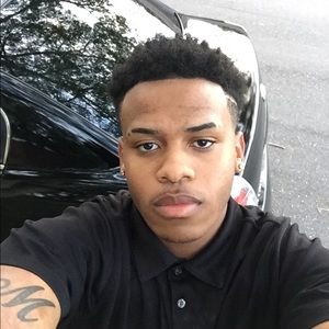 Meet your Posher, Malik