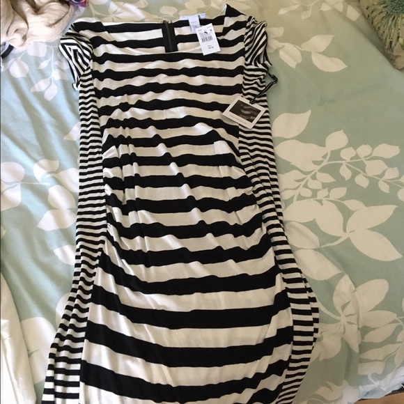 Jessica Simpson maternity dress