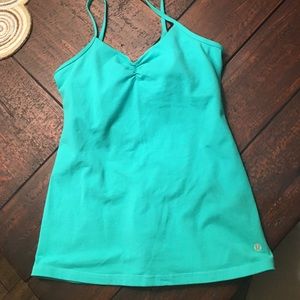 Lululemon tank
