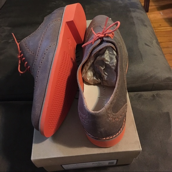 Cute Cole Haan shoes - Picture 3 of 3