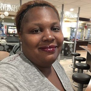 Meet your Posher, Eraina