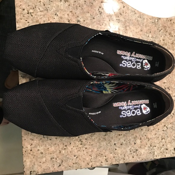 Bobs memory phone wedges size 7