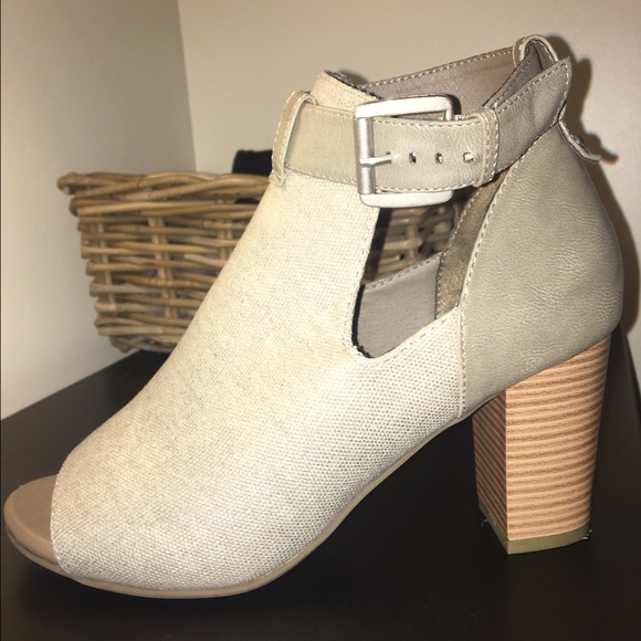 Sole Sensibility Women's Sandal