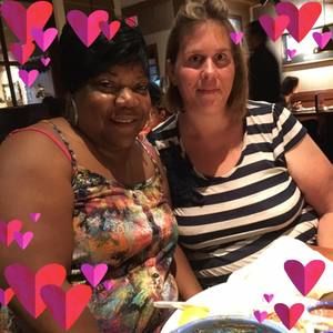 Meet your Posher, Laurie