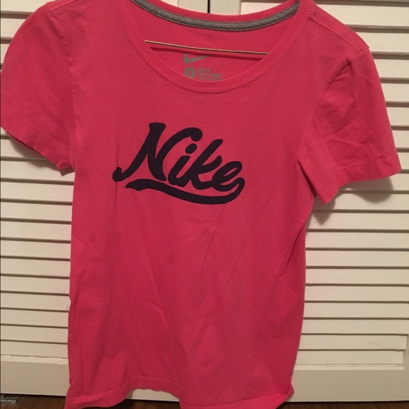 Nike T