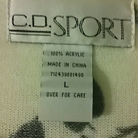 ❌❌SOLD❌❌Carigan - Picture 3 of 4