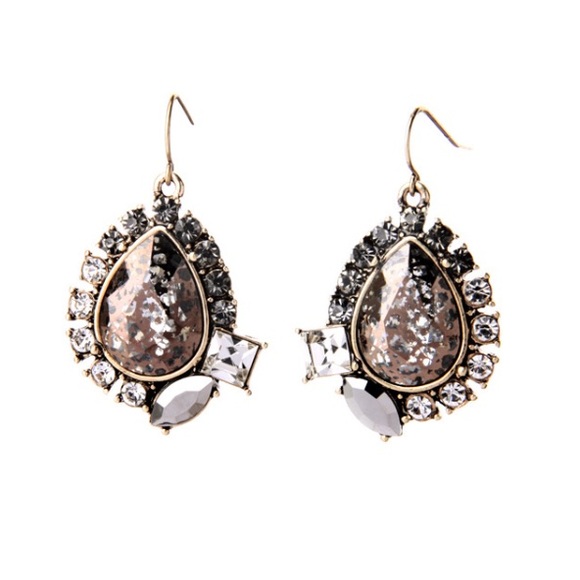 Evening Aura Earrings