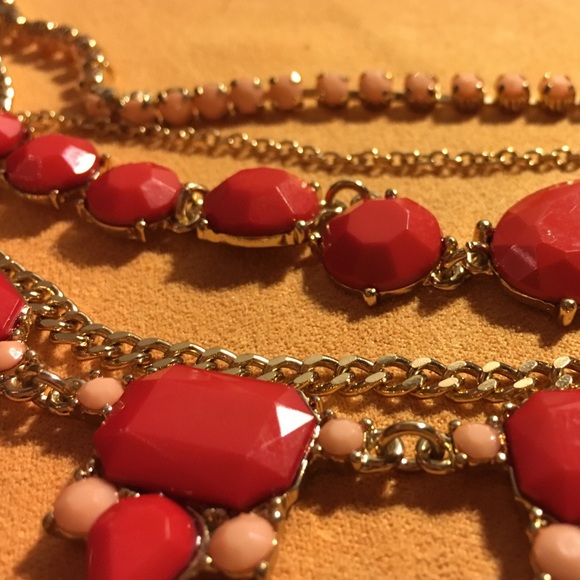 Office/work white-collar necklace - Picture 2 of 4