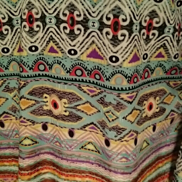 Colorful pattern blouse - Picture 3 of 4
