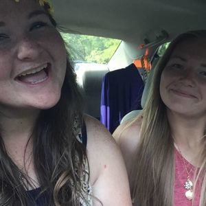 Meet your Posher, Laura beth