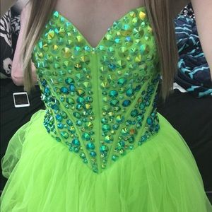 Sherri hill green short dress.
