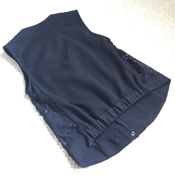 ✨HP 11-23 ✨MOSSIMO Black Lace Panel Vest XS - Picture 2 of 4
