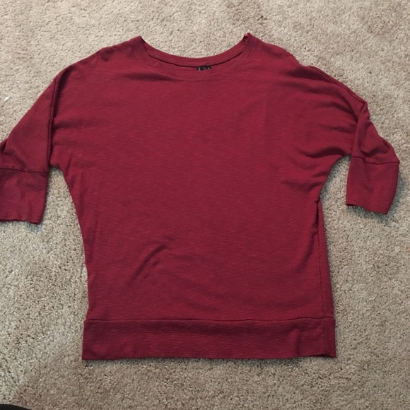 Cynthia Rowley tunic length dark red shirt