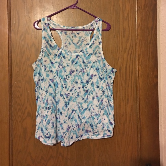 Tank Top! - Picture 1 of 1