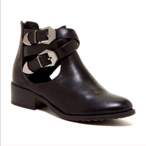 Bucco strappy cut out ankle booties