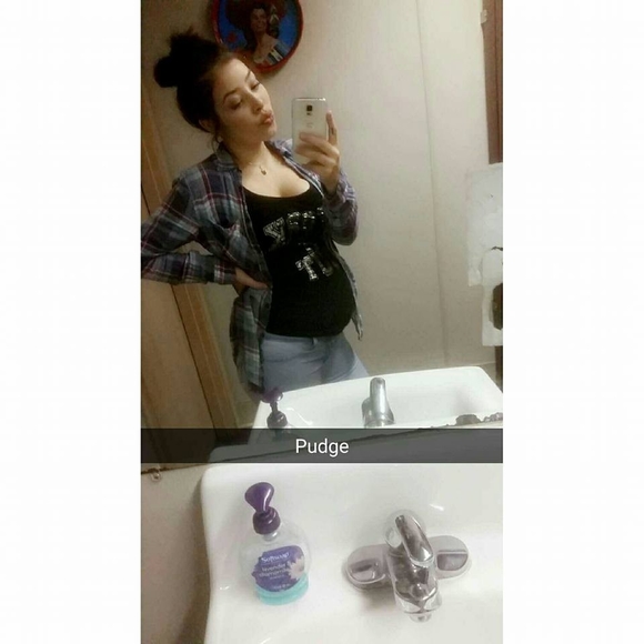 Meet your Posher, Bianca - Picture 1 of 1