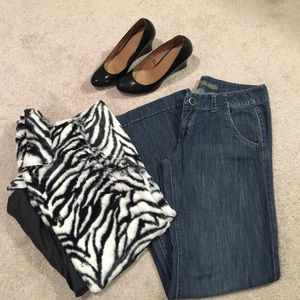 American Eagle Wide-Leg Soft Denim Jeans