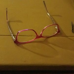 Meet your Posher, Cynthia