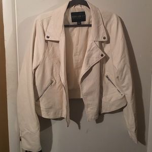 💕💕Stylish Off White Jacket💕💕