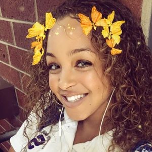 Meet your Posher, Jazmine