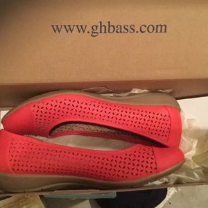 Cute flats -perfect for work or play