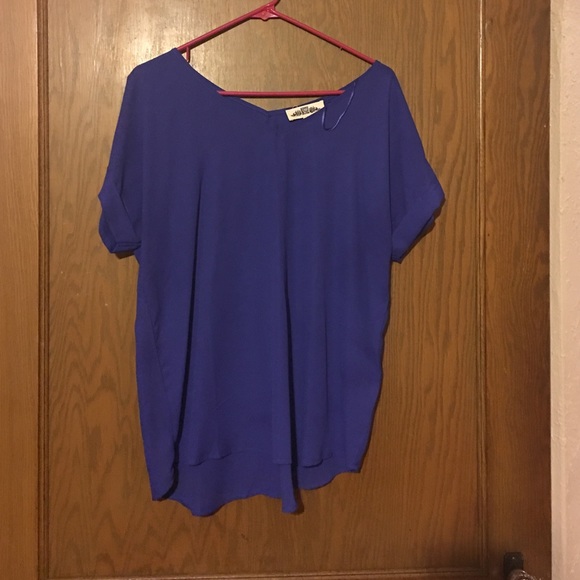 Cute Blouse! - Picture 1 of 1