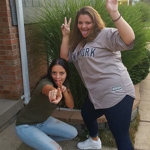 Meet your Posher, Thaleea