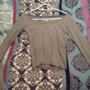long sleeves striped crop top
