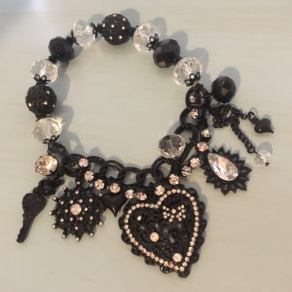 NWOT Betsey Johnson Charm Bracelet