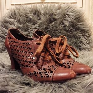 Sam Edelman Sawyer Oxford Heels